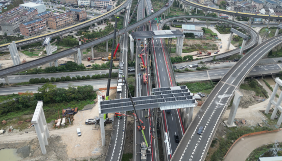 千噸鋼骨鑄通途，恒馳鋼構(gòu)助力甬臺(tái)溫高速完美“跨越”